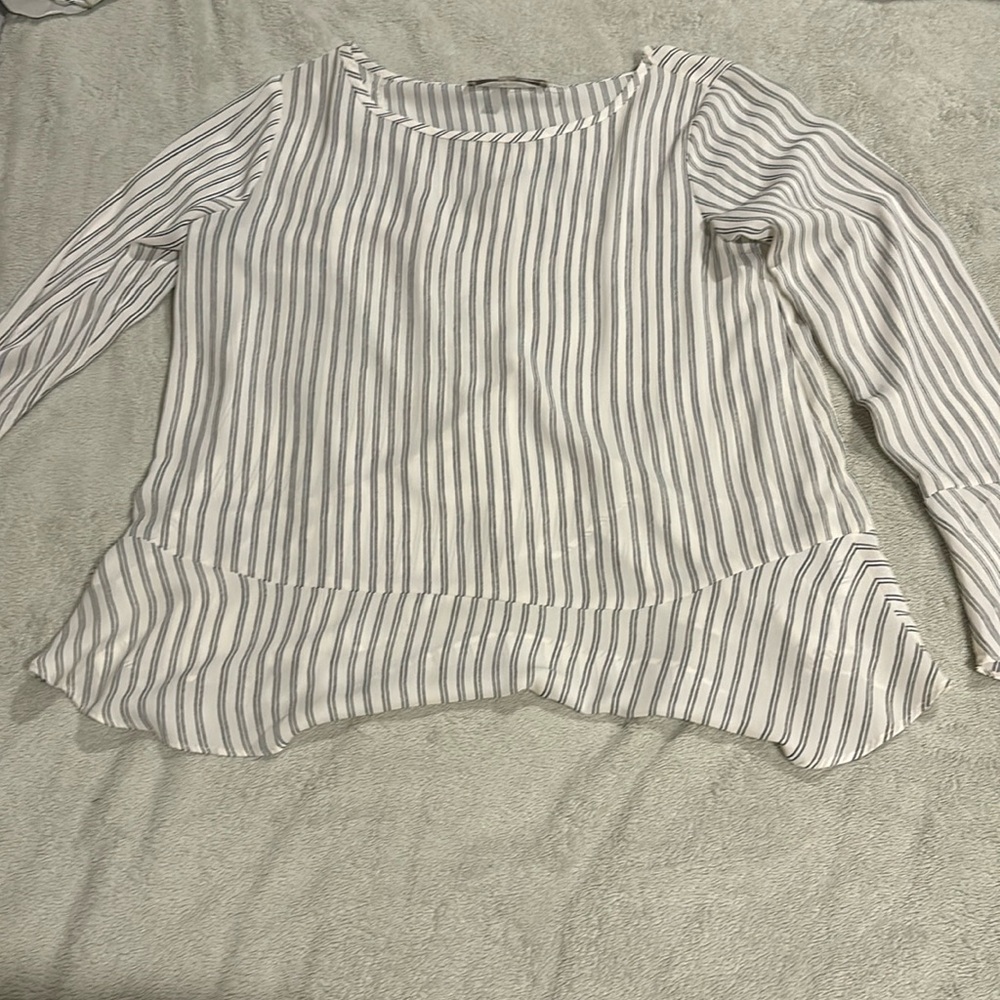 Loft business casual shirt with ruffle back detail.